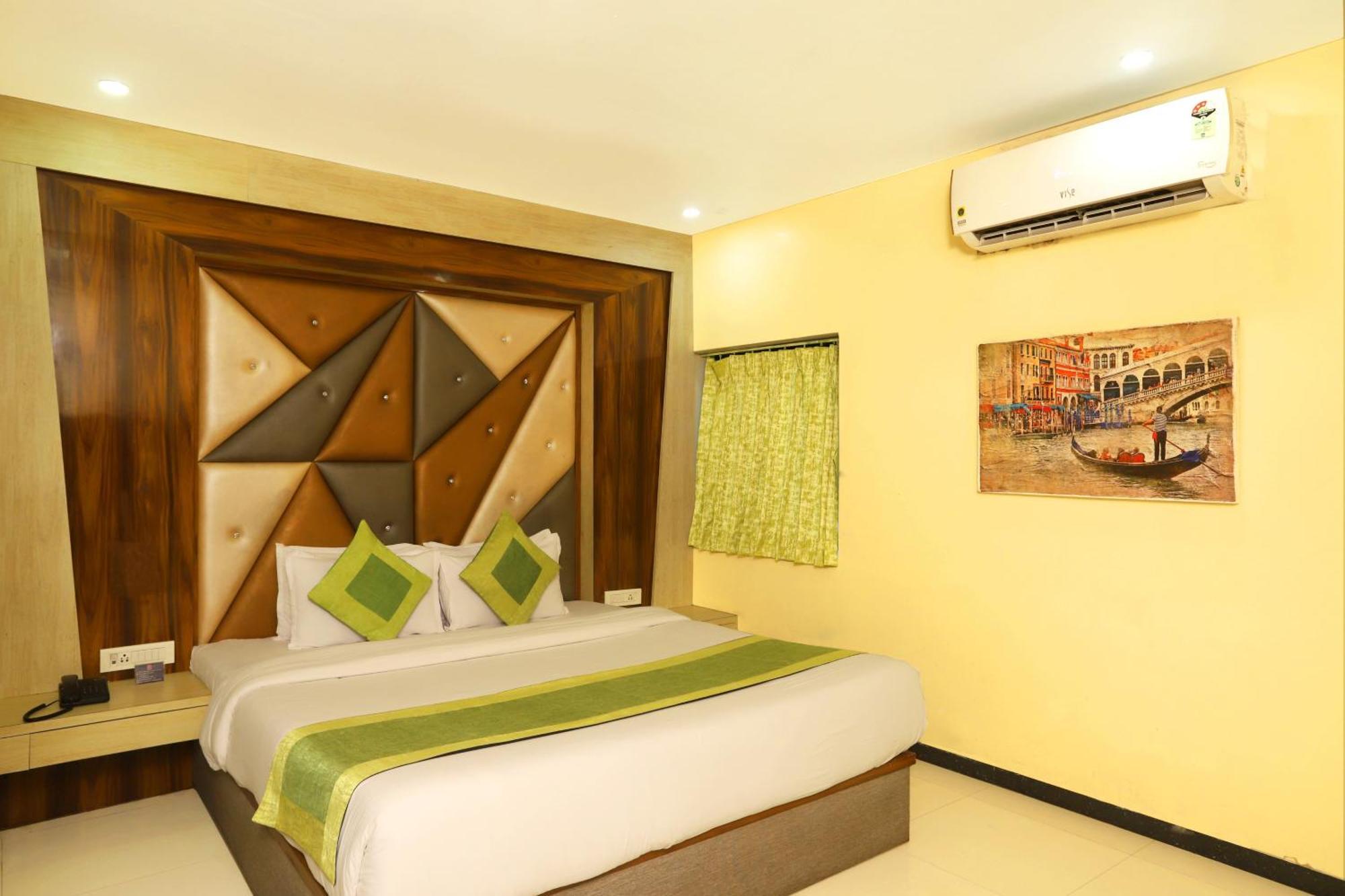 Hotel Elite Continental- Near Mumbai International Airport Andheri East Exterior photo