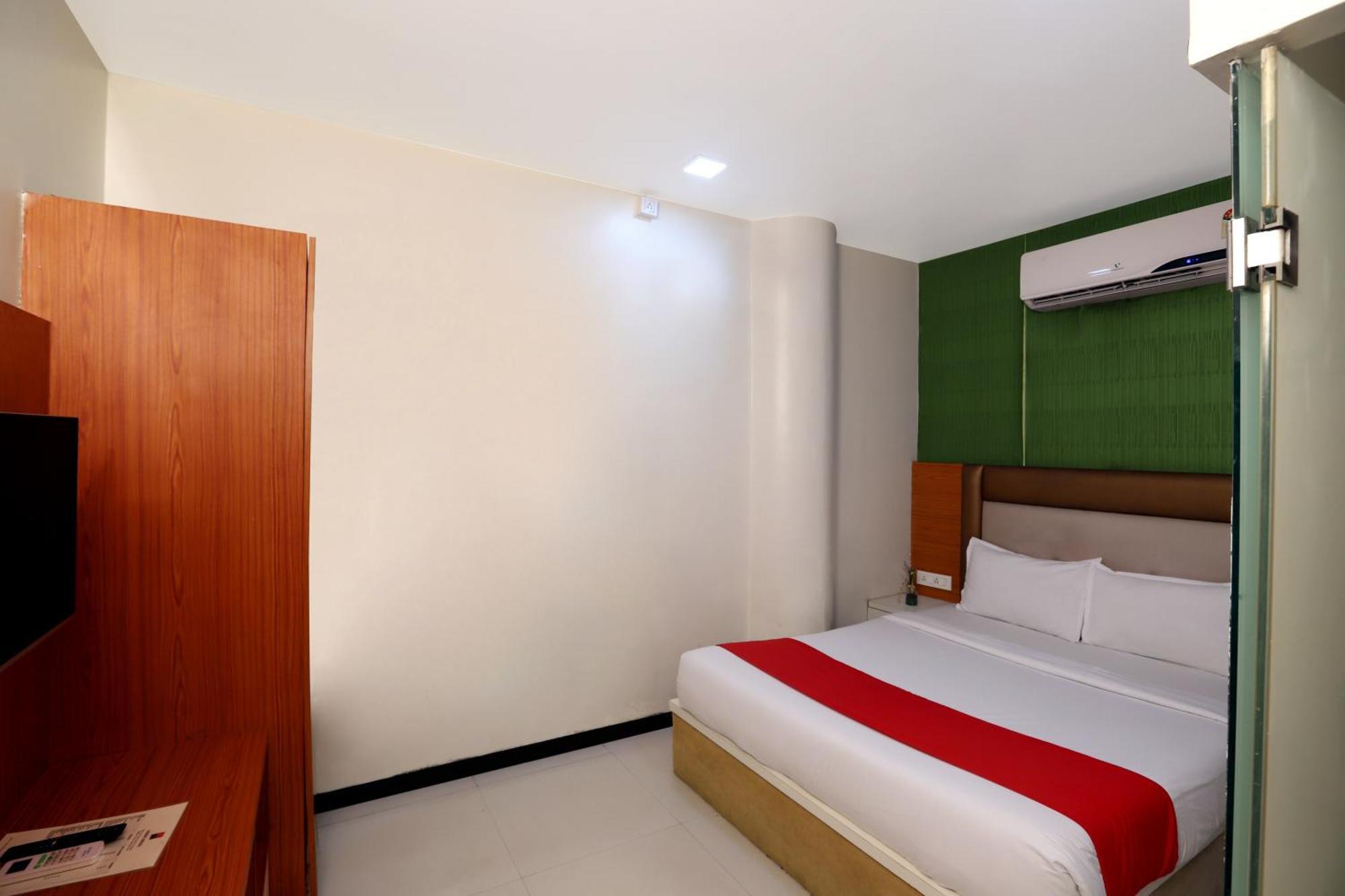 Hotel Elite Continental- Near Mumbai International Airport Andheri East Exterior photo